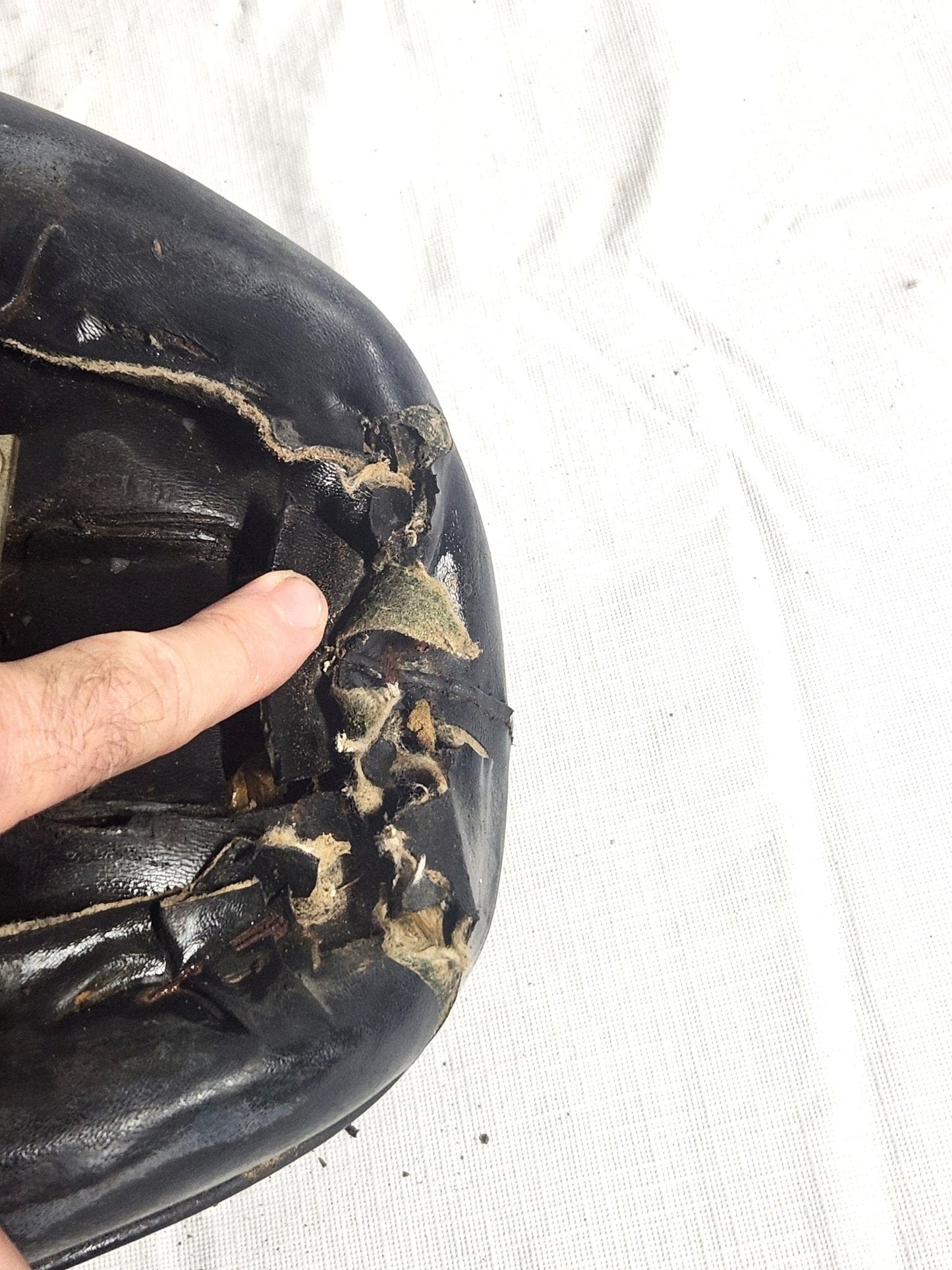 Harley Davidson 2 up Seat - onemotorcycleparts.com