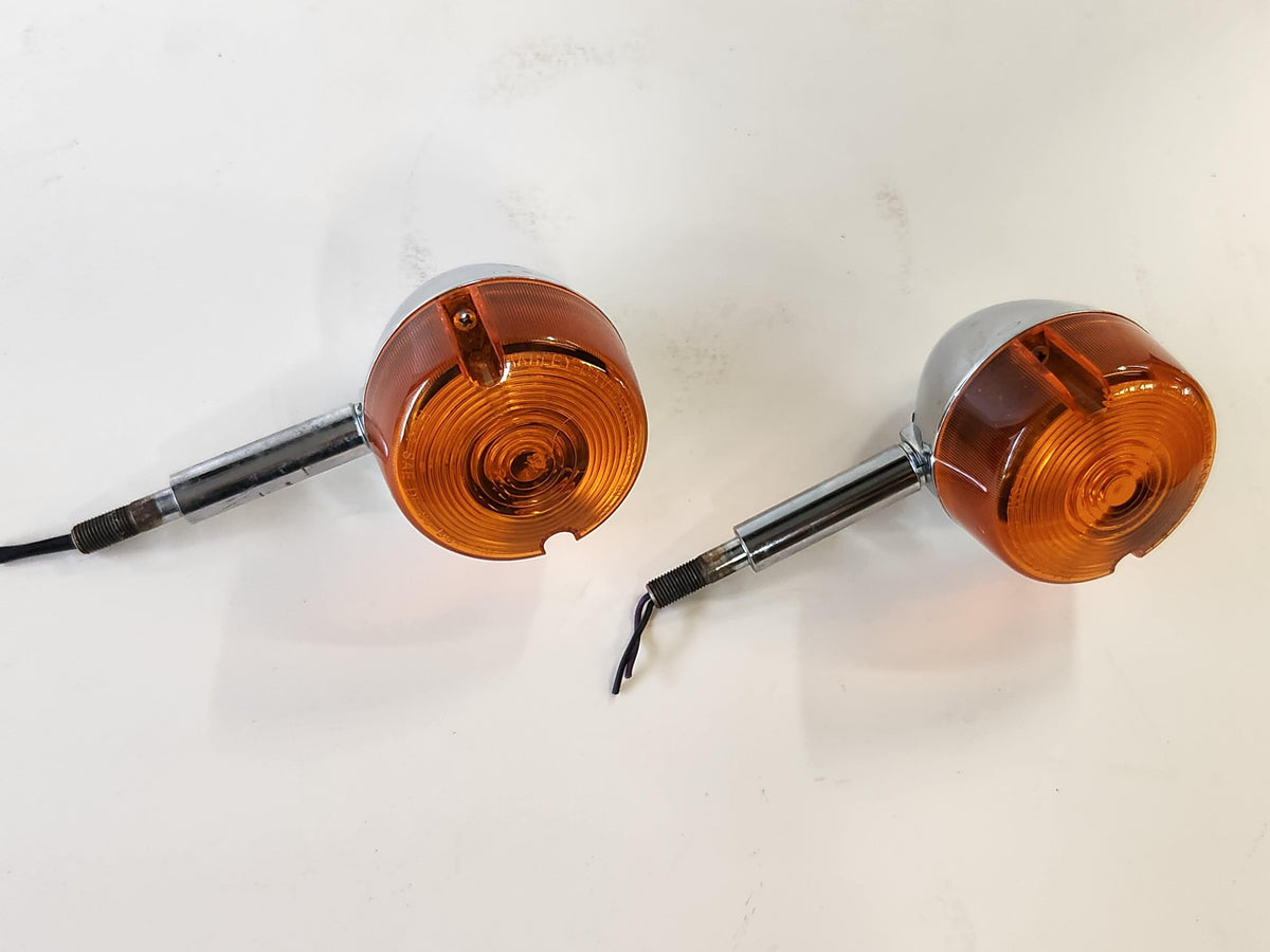Left Rear Signal Lamp Turn Signals rear Harley Davidson – onemotorcycleparts.com