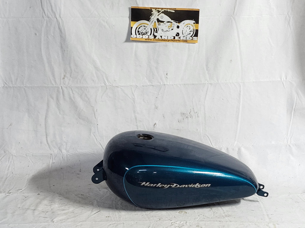 Harley 2004 Gas Tank - onemotorcycleparts.com