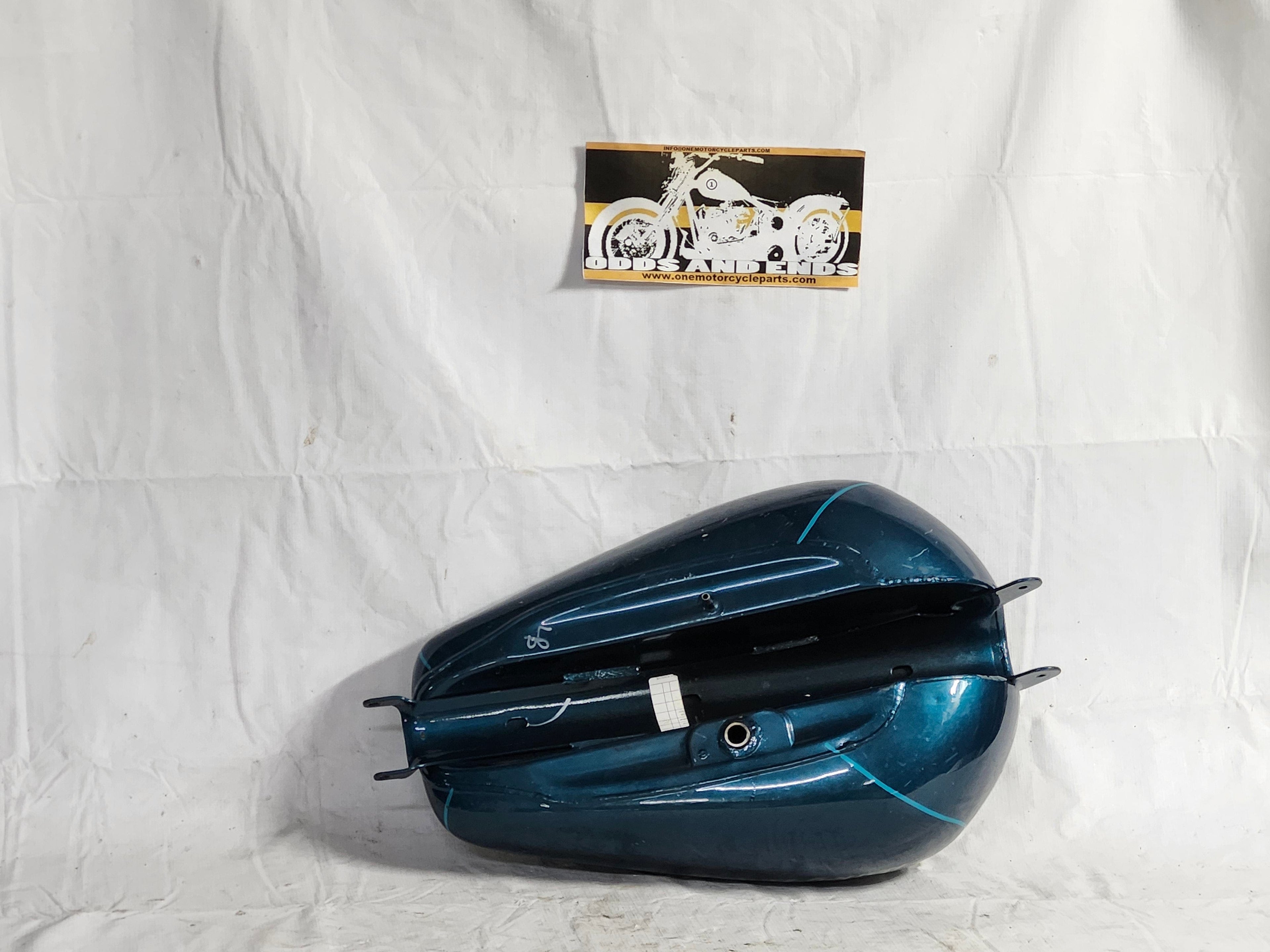 Harley 2004 Gas Tank - onemotorcycleparts.com