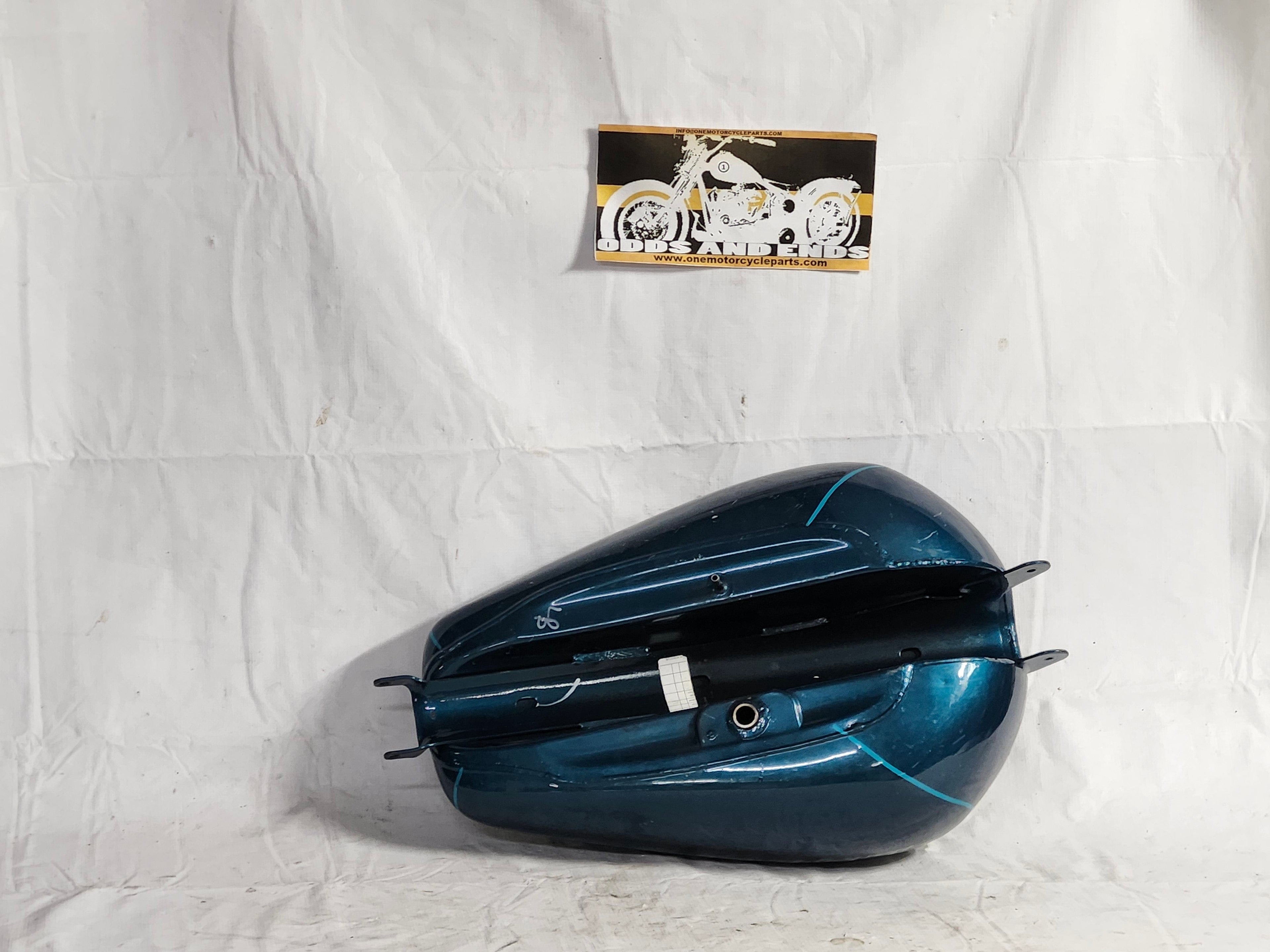 Harley 2004 Gas Tank - onemotorcycleparts.com