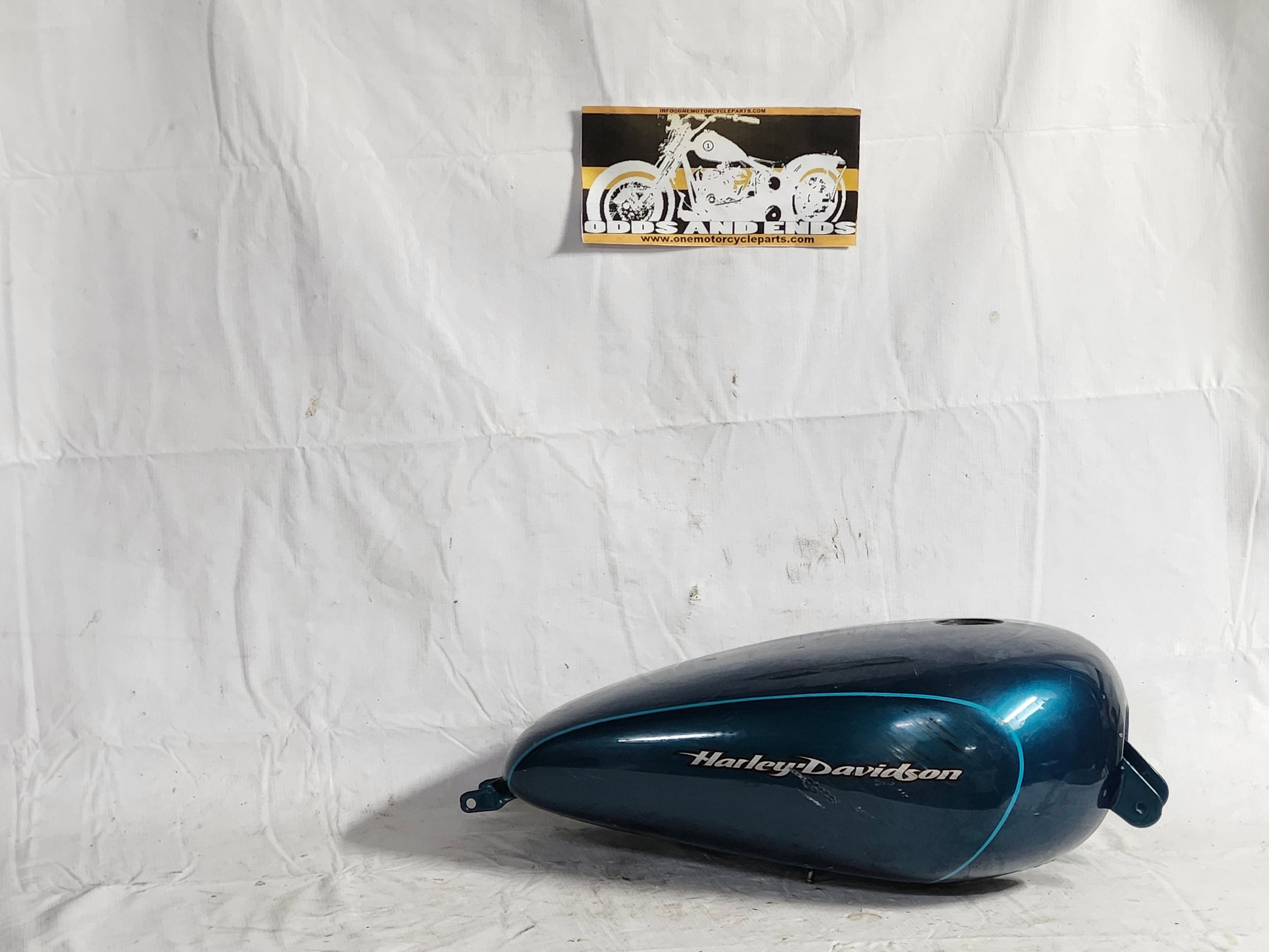 Harley 2004 Gas Tank - onemotorcycleparts.com