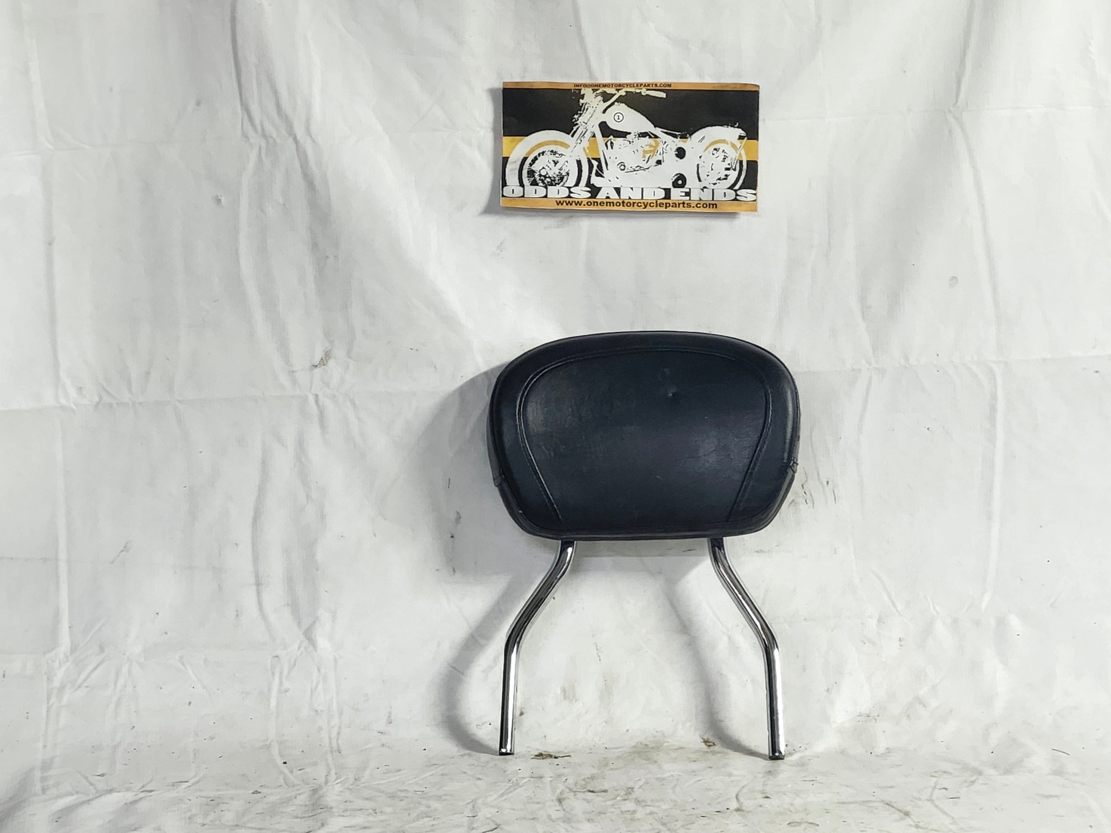 Center Sissy Bar Seat