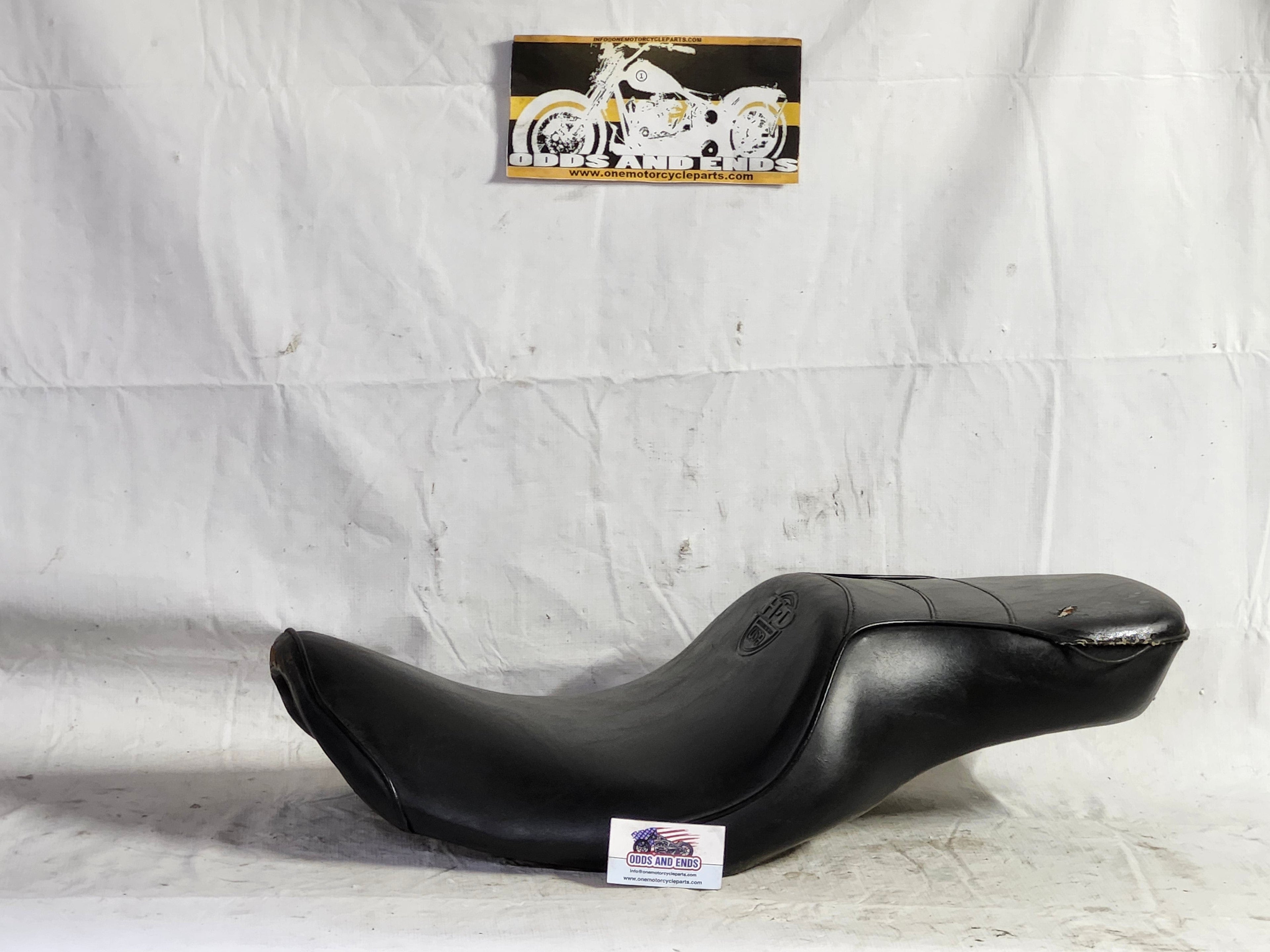 Harley Black Solid Seat - onemotorcycleparts.com