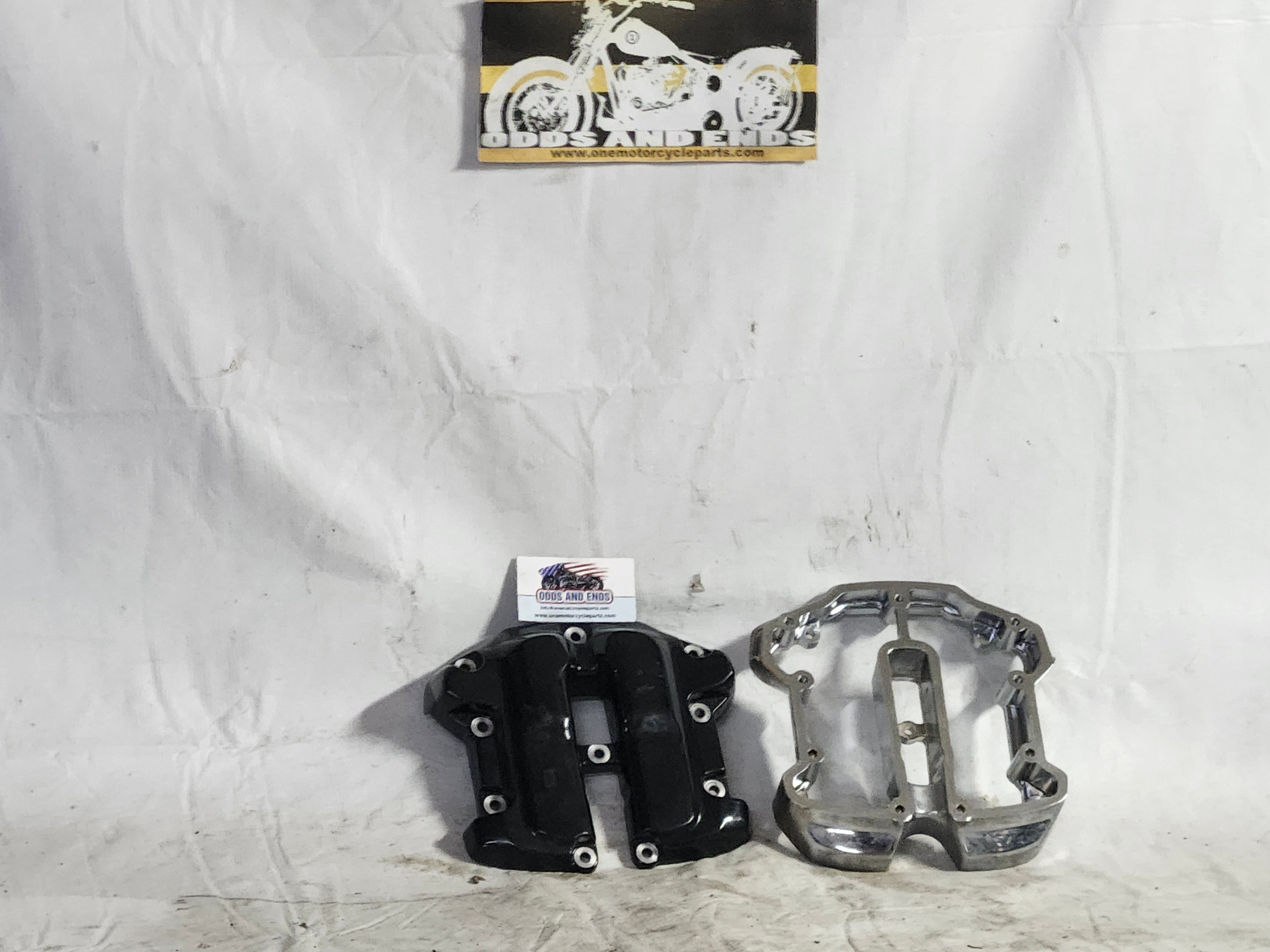 Milwaukee-Eight (M8) Upper and Lower Rocker Box Cover Gloss Black