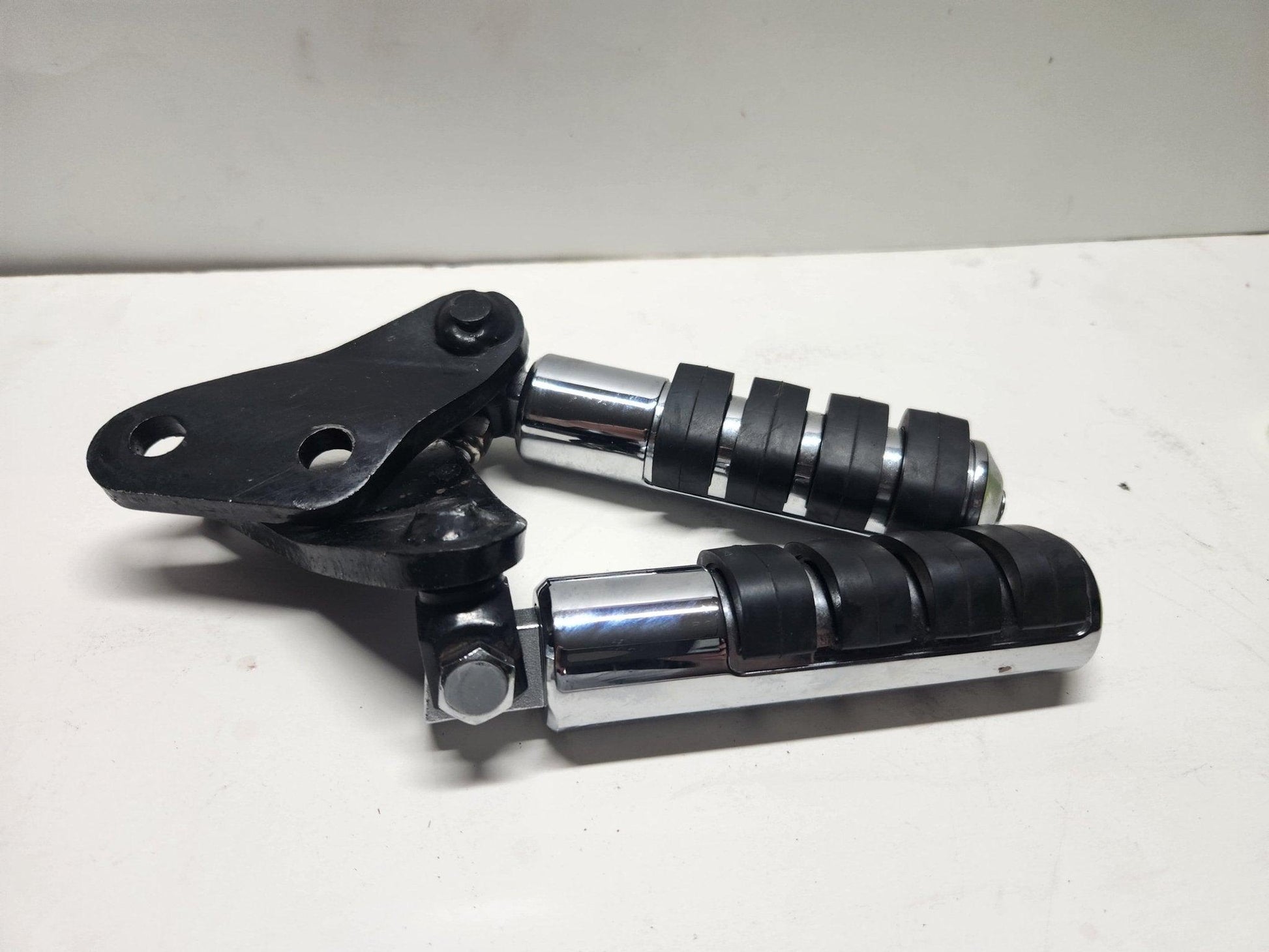 Foot Pegs Harley Davidson Shovelhead Dyna - Premium Foot Pegs from ODDS_ENDS Cycles - Just $80.00! Shop now at onemotorcycleparts.com