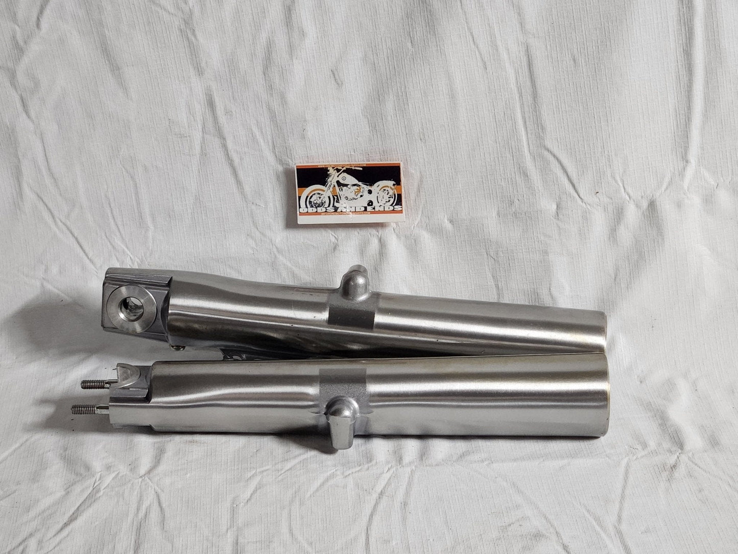 Harley Davidson Showa Front Rork Lowers R46502-06 and L46495-06 - onemotorcycleparts.com